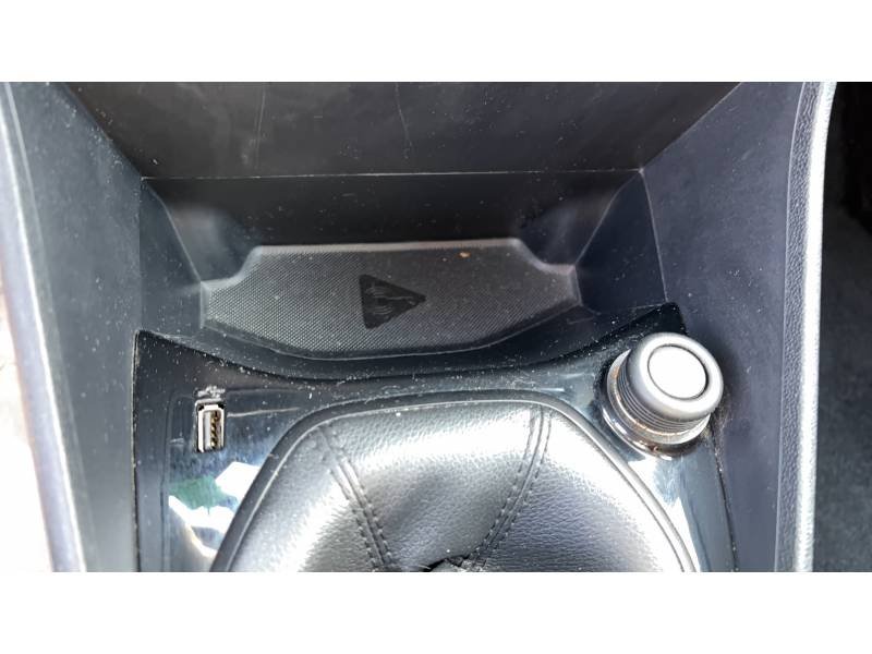 Ford Fiesta - Photo 13