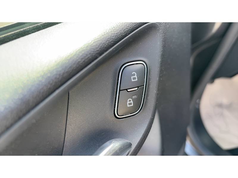 Ford Fiesta - Photo 28