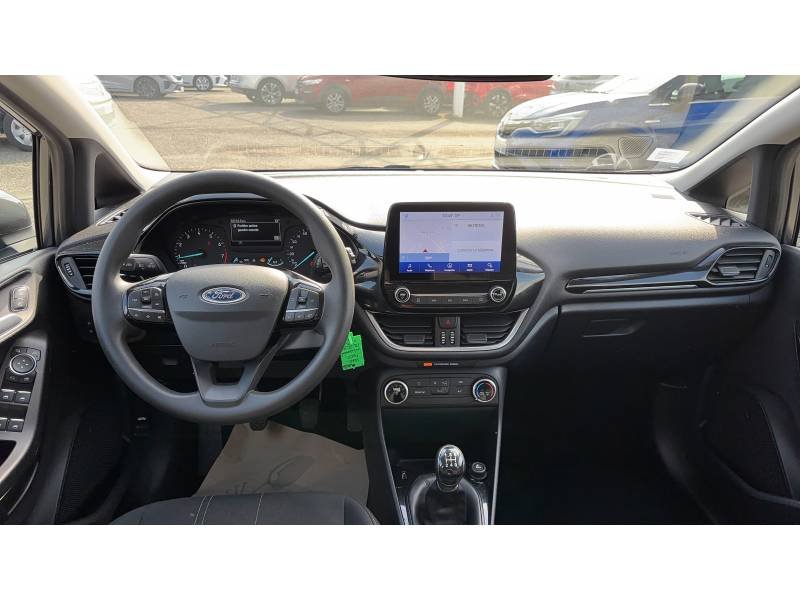Ford Fiesta - Photo 10