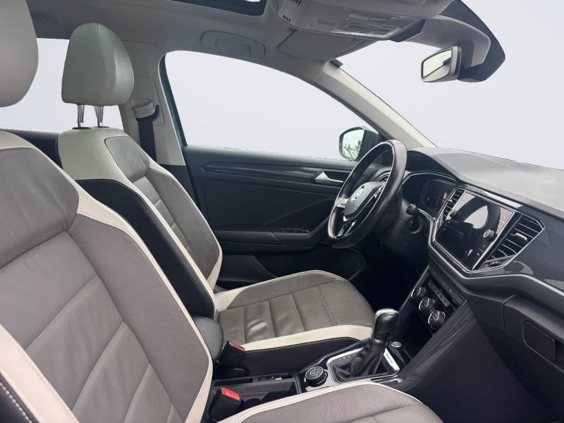 Volkswagen T-Roc - Photo 15