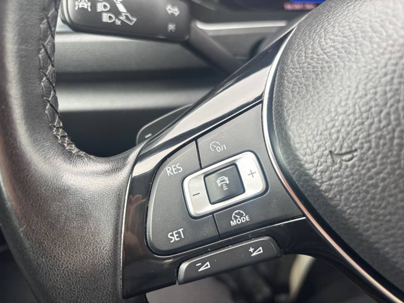 Volkswagen T-Roc - Photo 22