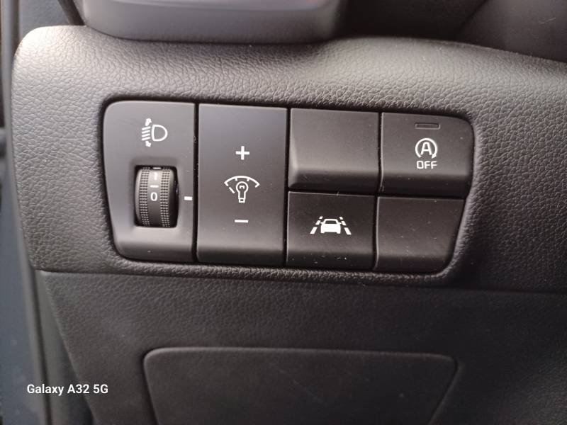 Kia Sportage - Photo 25