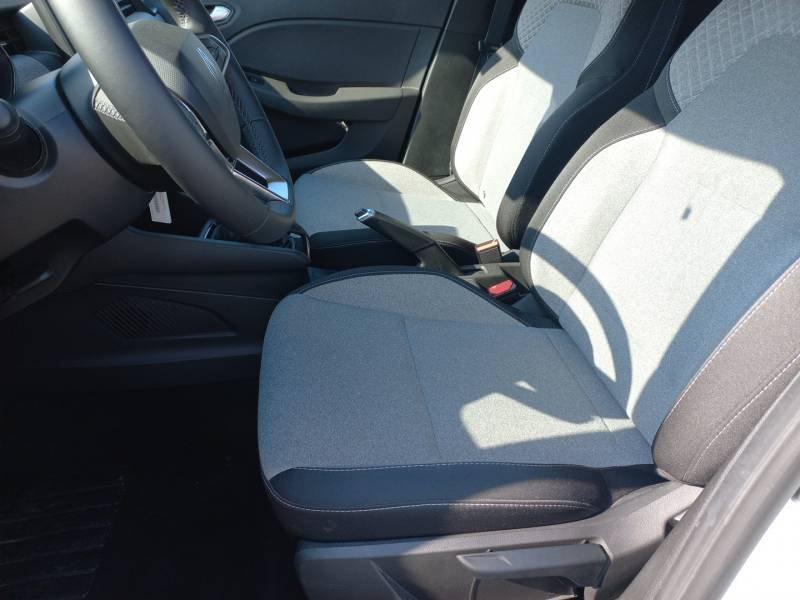 Renault Clio - Photo 21
