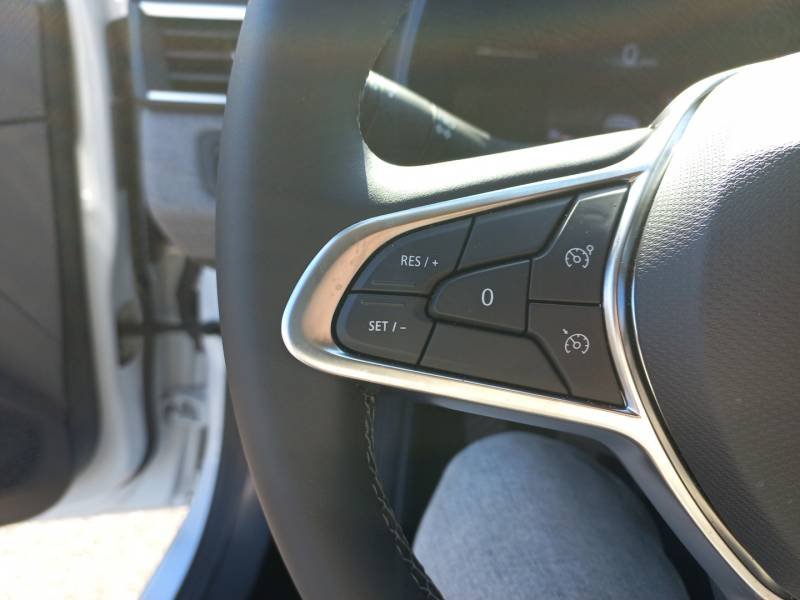 Renault Clio - Photo 23