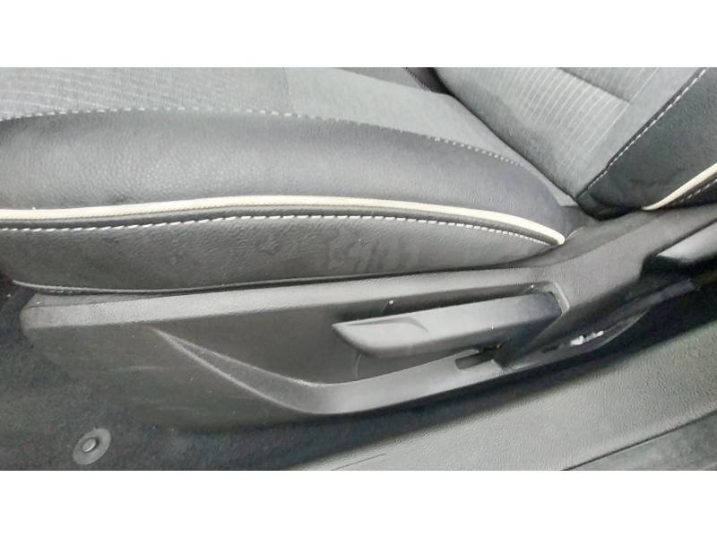 Renault Clio - Photo 24