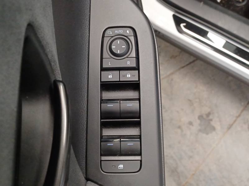 Toyota C-HR - Photo 15