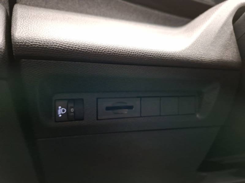 Peugeot 308 - Photo 18