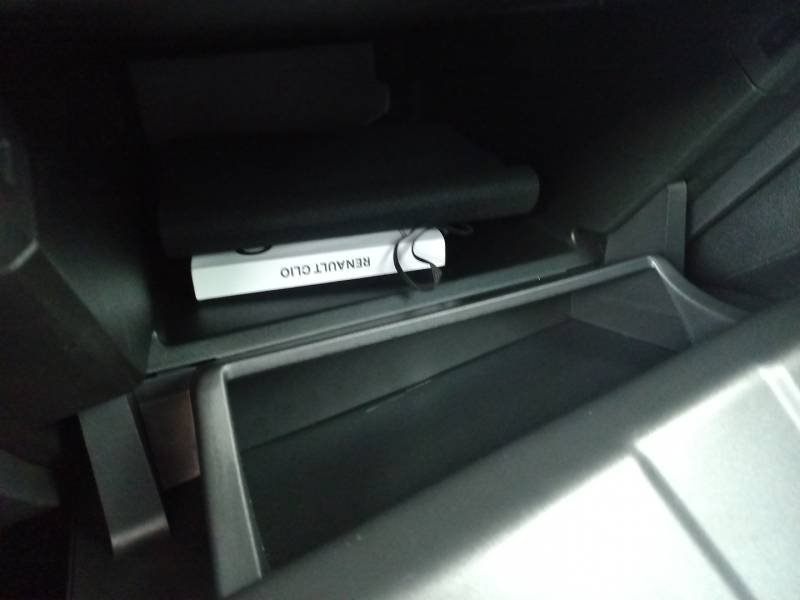 Renault Clio - Photo 24