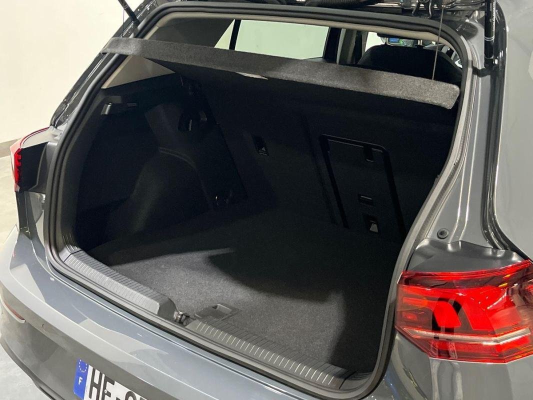 Volkswagen Golf - Photo 32
