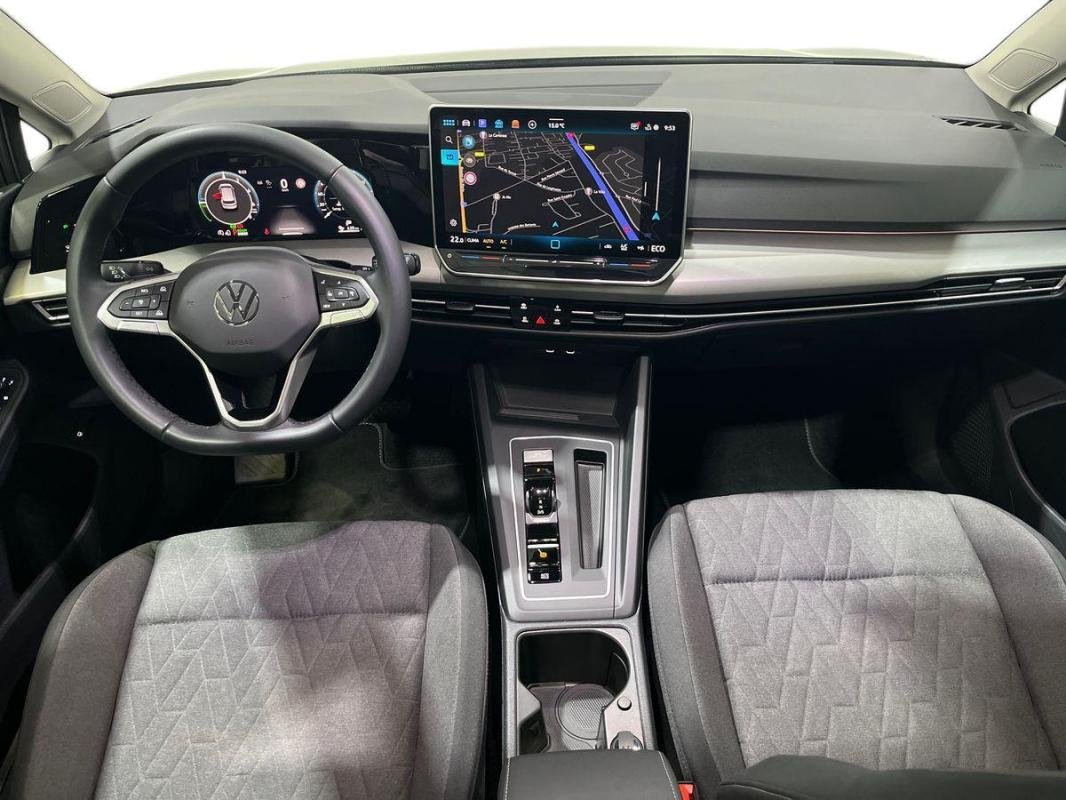 Volkswagen Golf - Photo 8