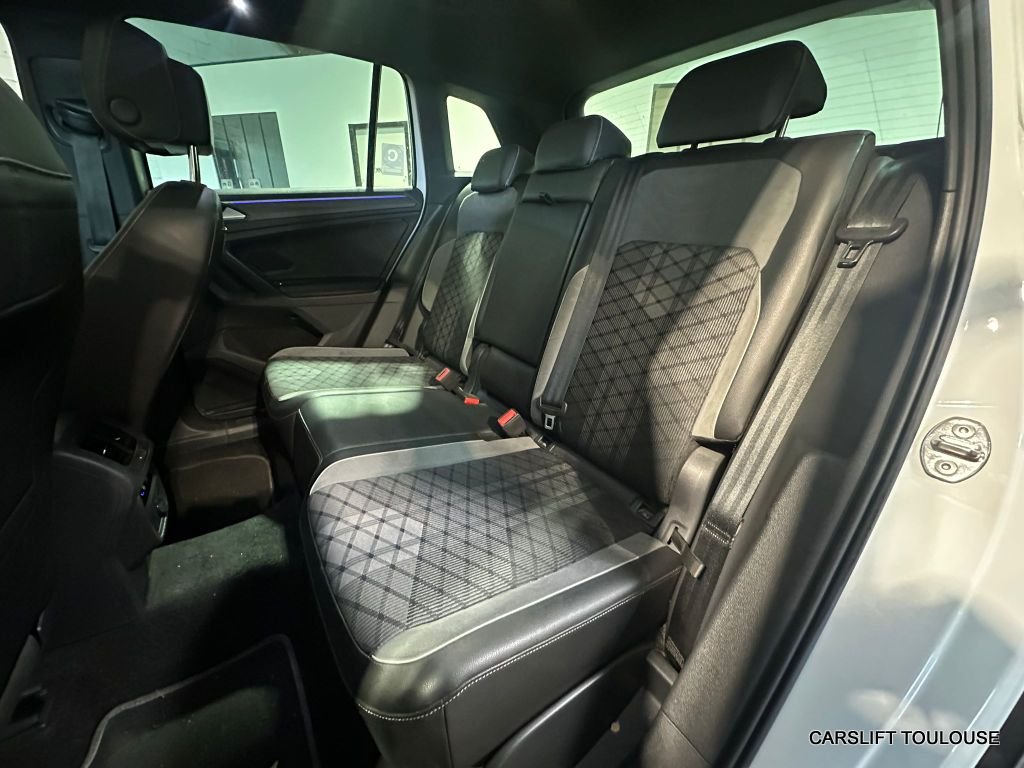 Volkswagen Tiguan - Photo 14