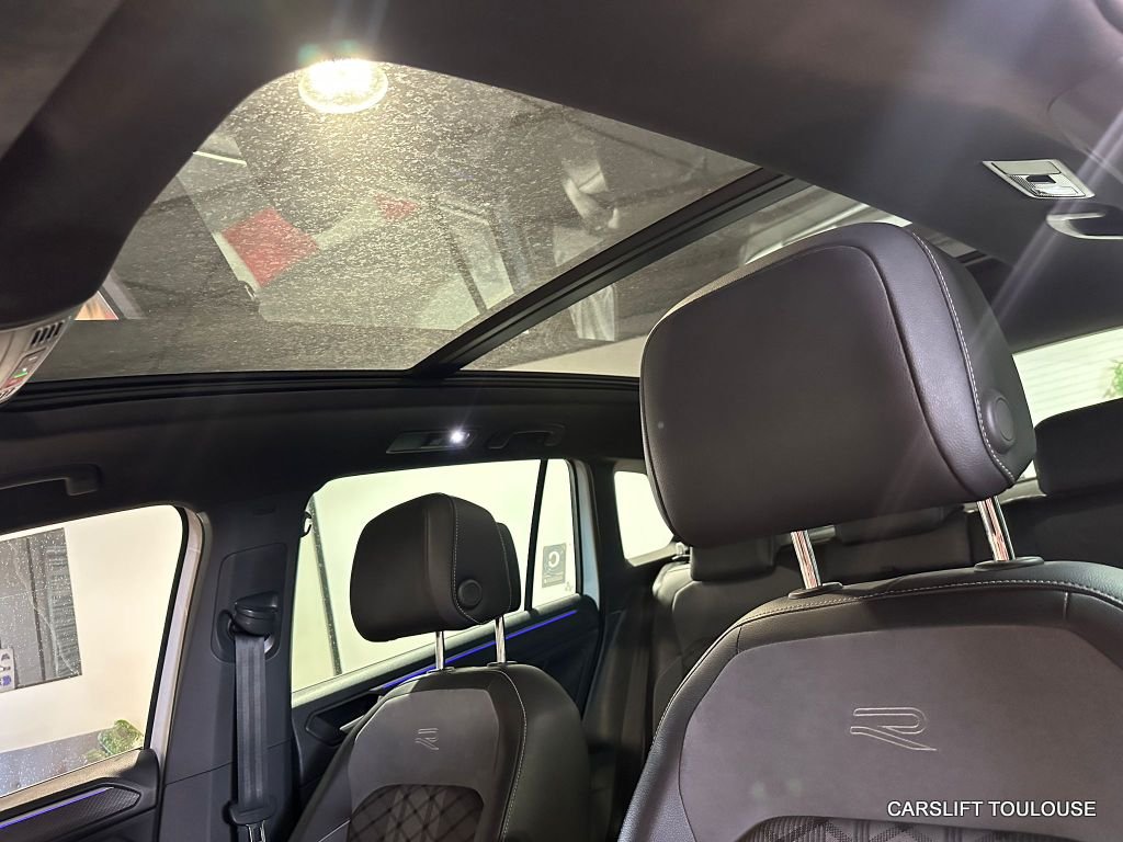 Volkswagen Tiguan - Photo 16