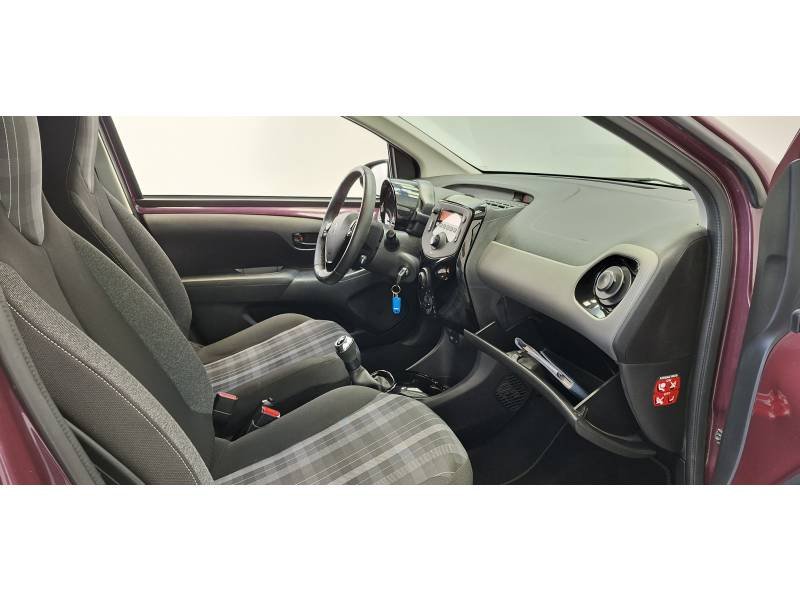 Peugeot 108 - Photo 25