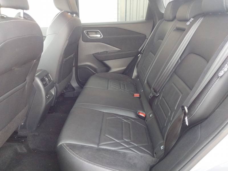 Nissan Qashqai - Photo 12
