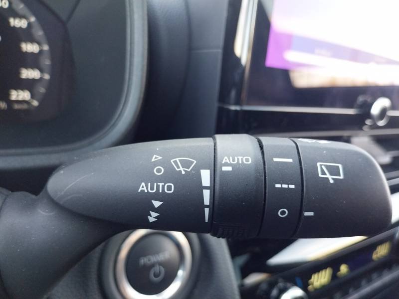 Toyota Yaris - Photo 14