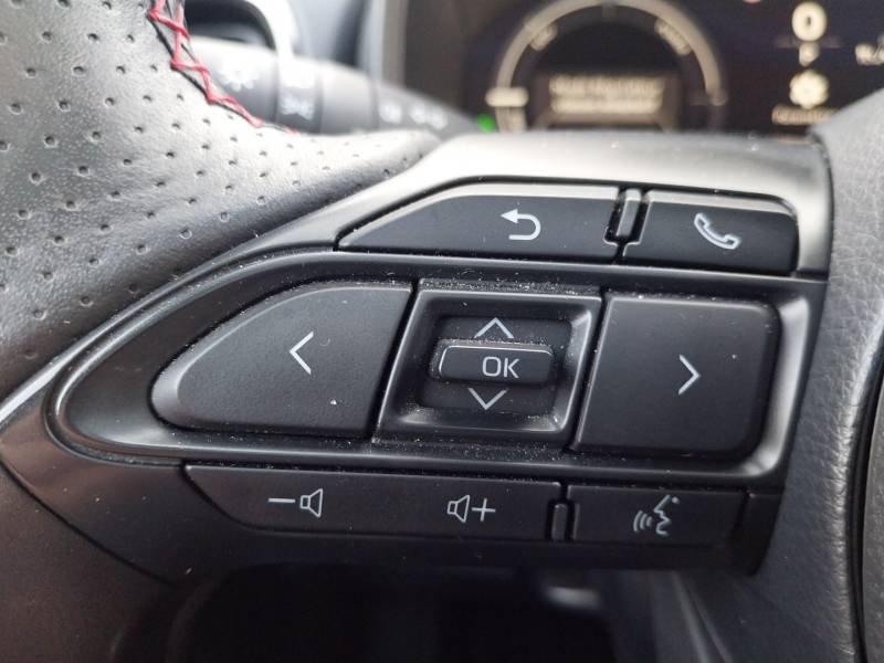 Toyota Yaris - Photo 16