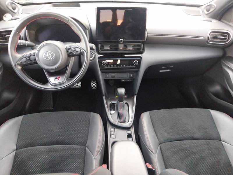 Toyota Yaris - Photo 9