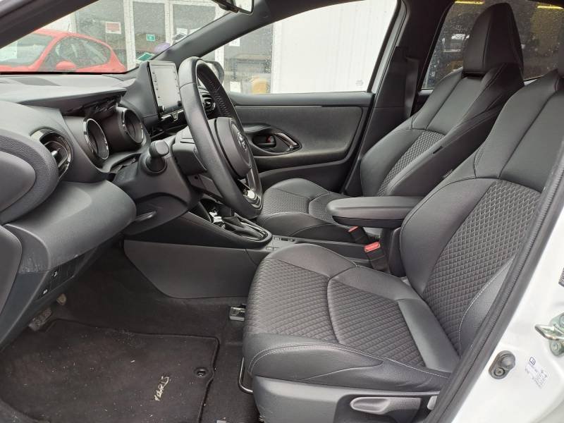 Toyota Yaris - Photo 15