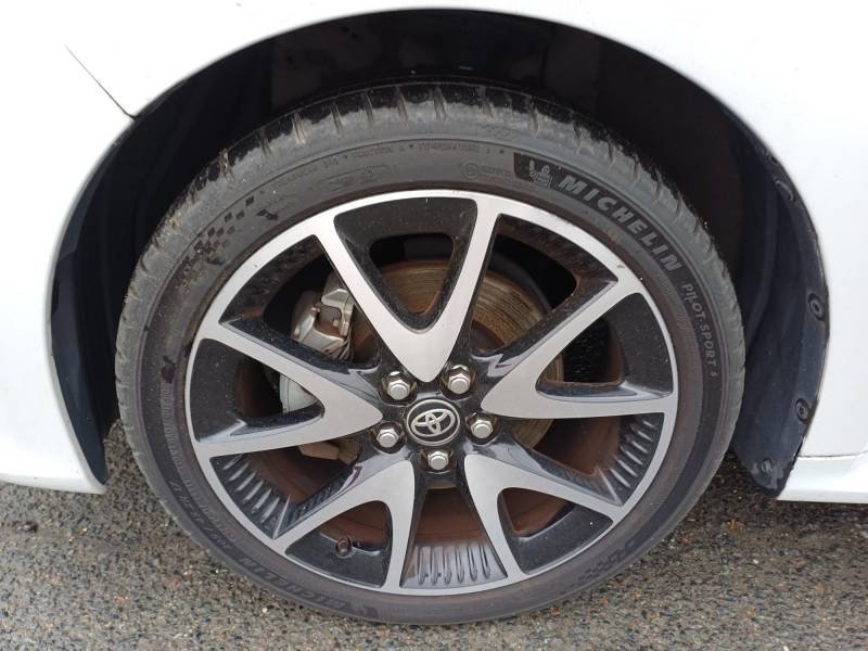 Toyota Yaris - Photo 10