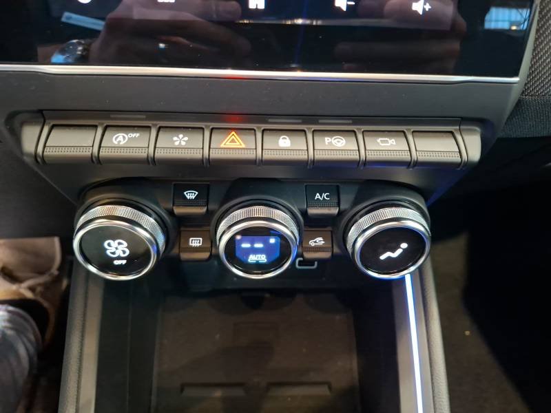 Renault Clio - Photo 27