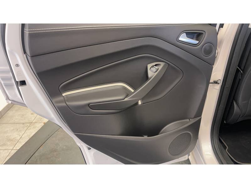 Ford Kuga - Photo 15
