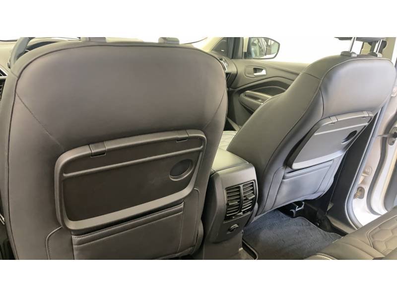 Ford Kuga - Photo 17