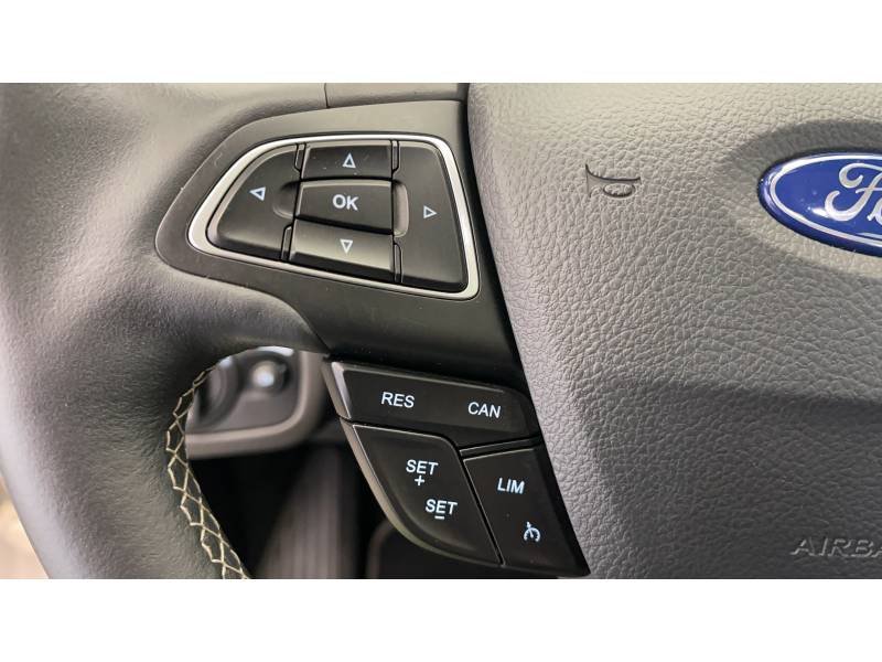 Ford Kuga - Photo 27