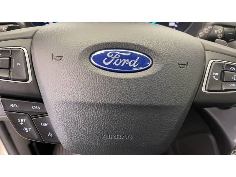 Ford Kuga - Photo 28