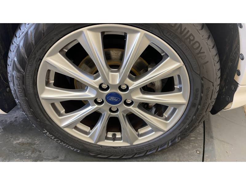 Ford Kuga - Photo 47