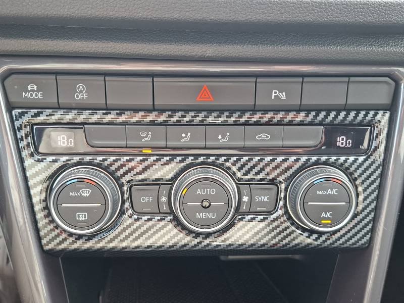 Volkswagen T-Roc - Photo 27