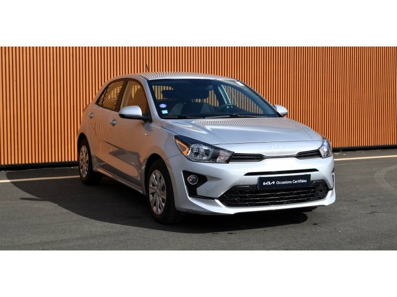 Kia Rio - Photo 29
