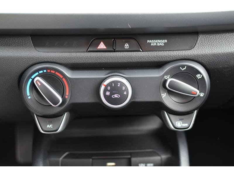 Kia Rio - Photo 43