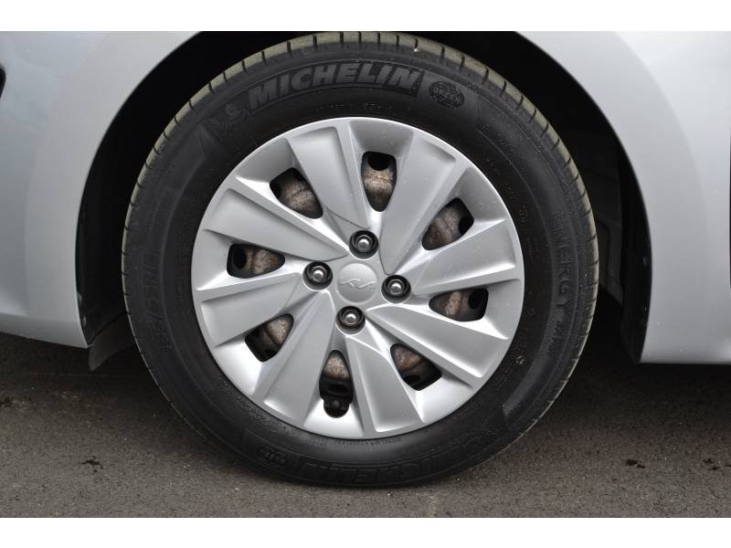 Kia Rio - Photo 5