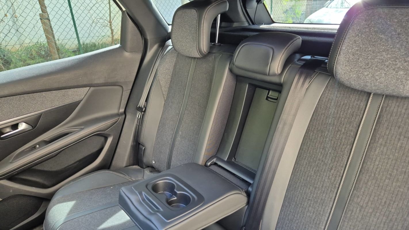 Peugeot 3008 - Photo 9