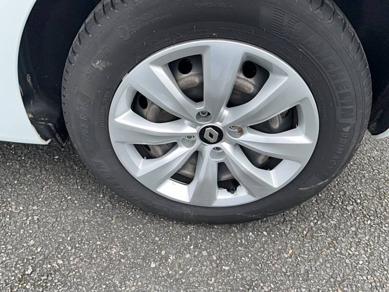 Renault Clio - Photo 14