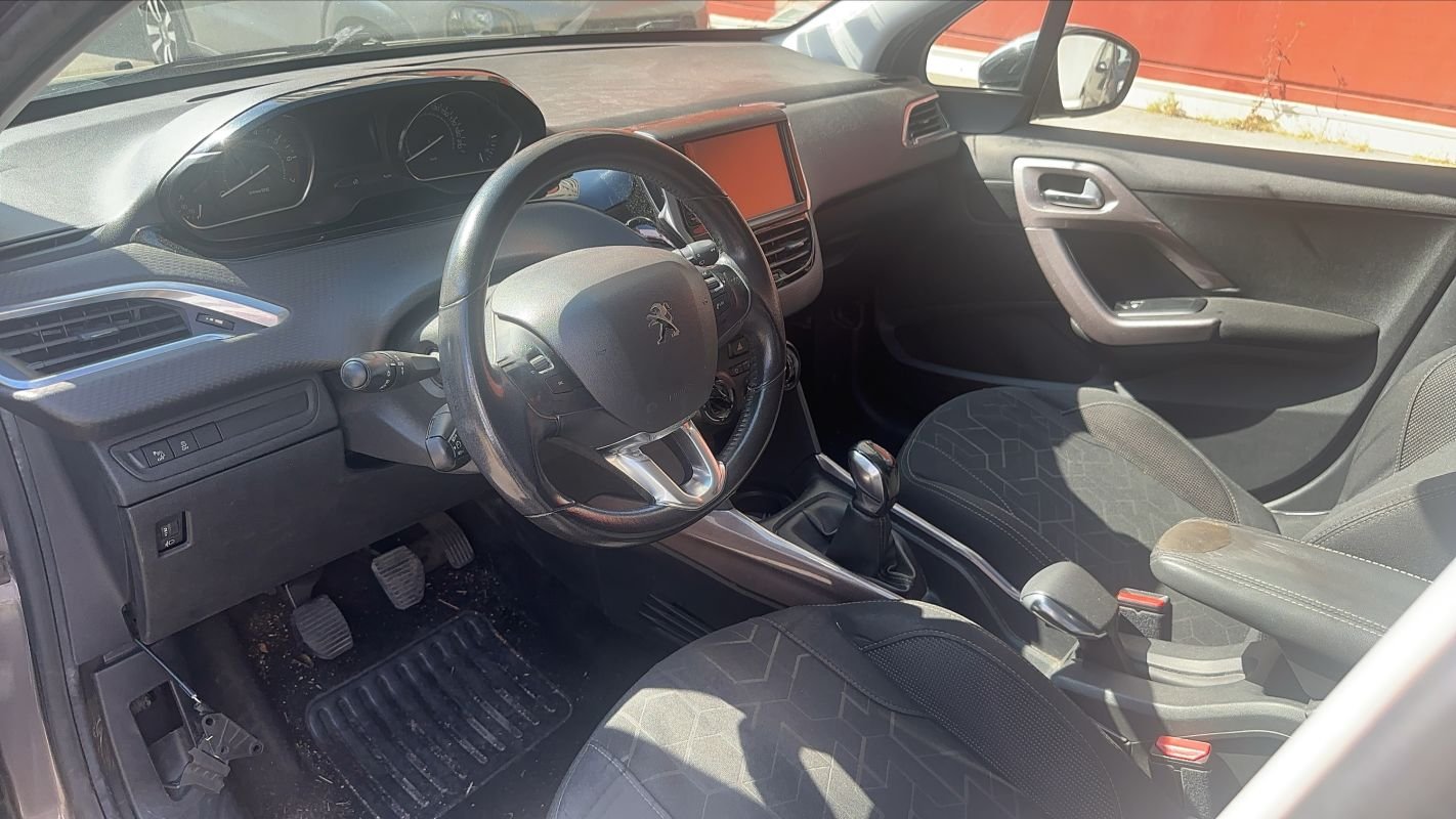 Peugeot 2008 - Photo 8