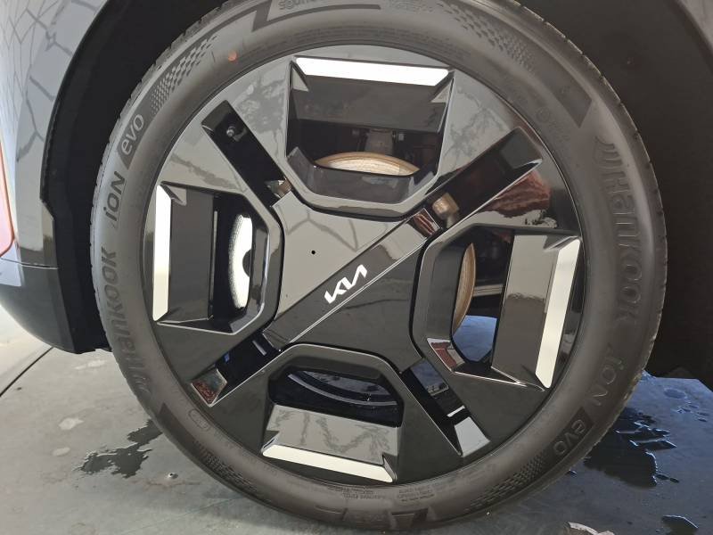 Kia EV3 - Photo 15