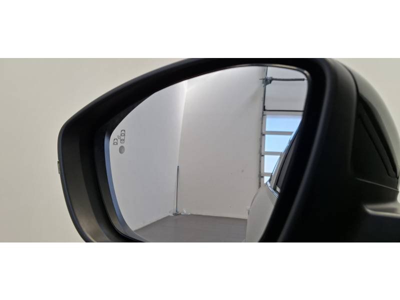 Peugeot 208 - Photo 28