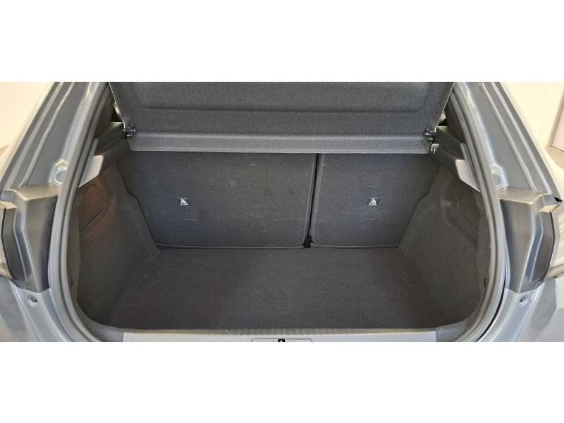 Peugeot 208 - Photo 9
