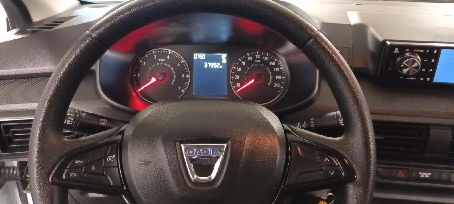 Dacia Sandero - Photo 9