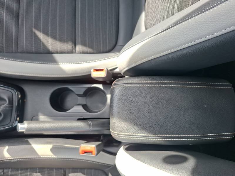 Kia Stonic - Photo 22