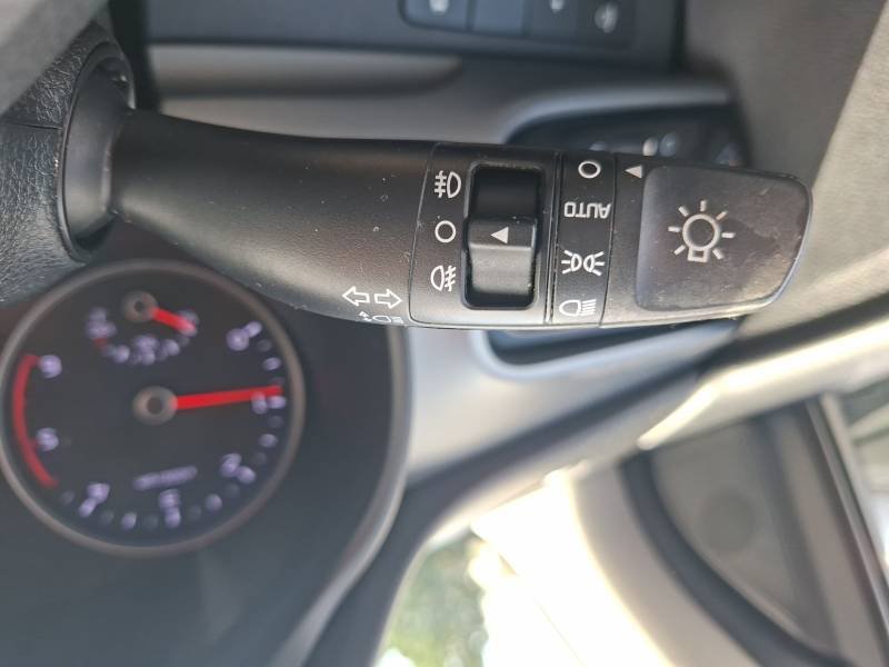 Kia Stonic - Photo 30