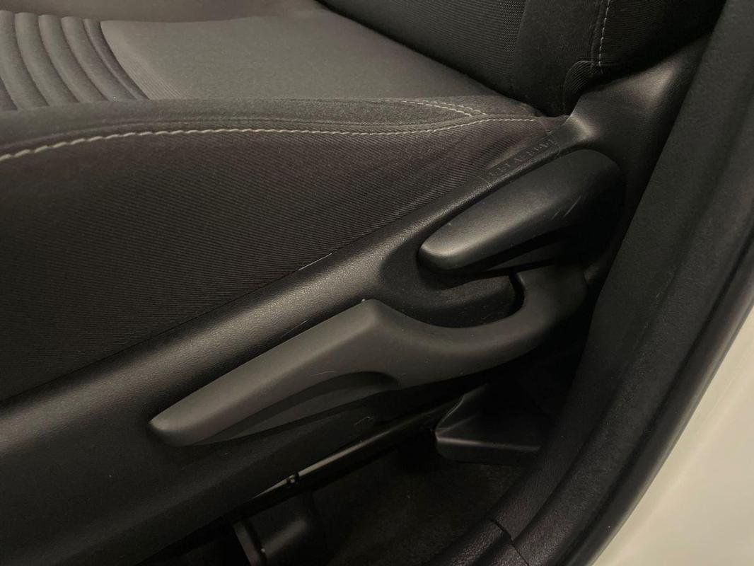 Toyota Yaris - Photo 14