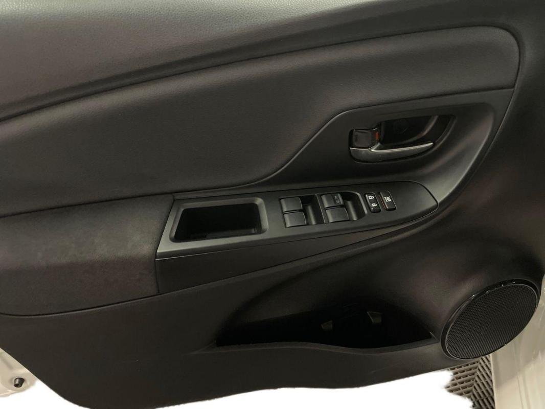Toyota Yaris - Photo 15