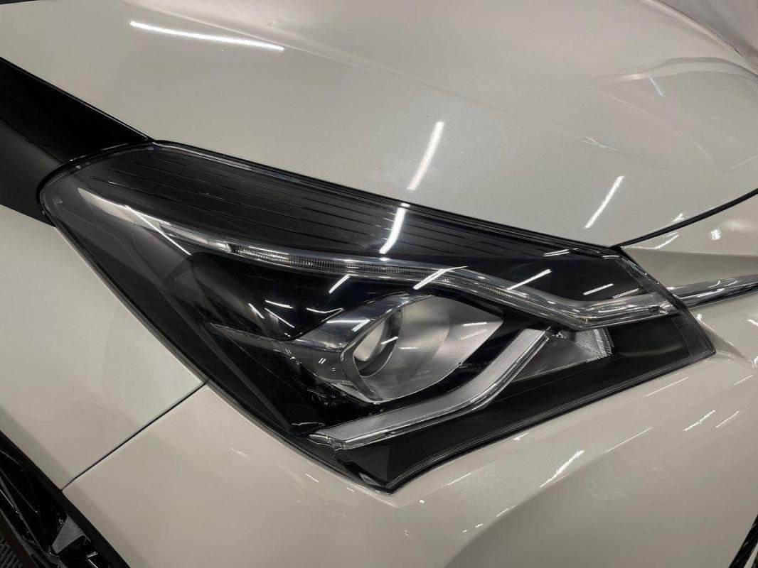 Toyota Yaris - Photo 26