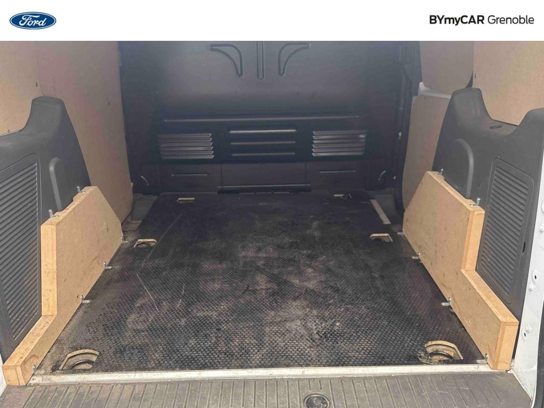 Ford Transit Connect - Photo 12