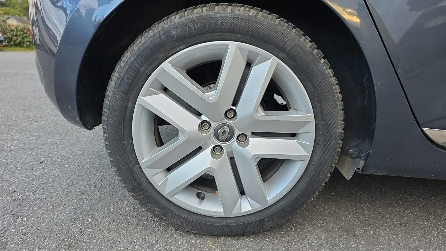 Renault Clio - Photo 16