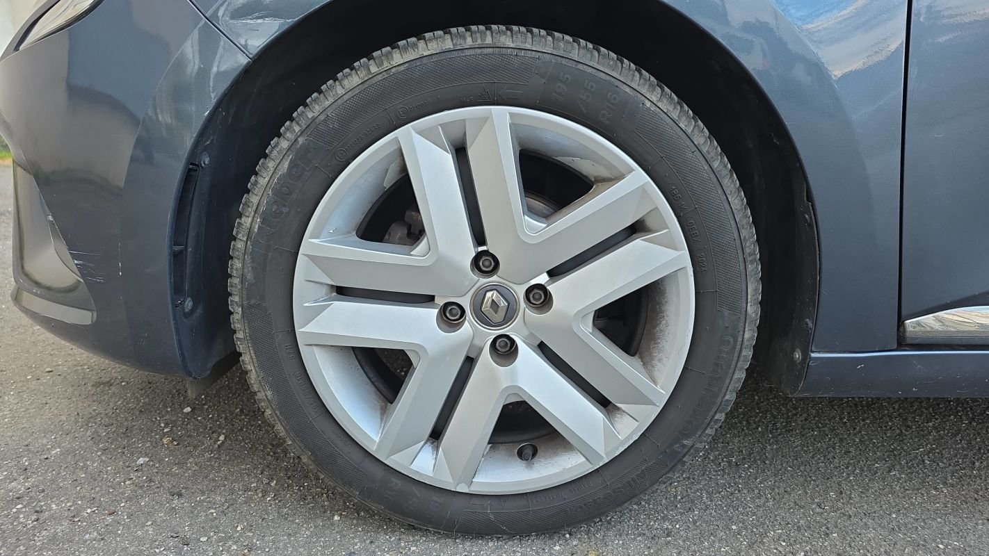 Renault Clio - Photo 18