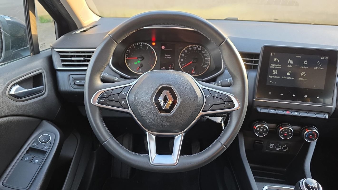 Renault Clio - Photo 23