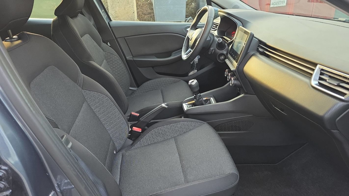 Renault Clio - Photo 25